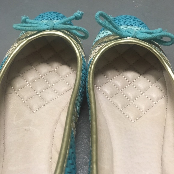 NWT Vince Camuto Lyon Blue & Gold Ballerina Flats - Picture 6 of 16